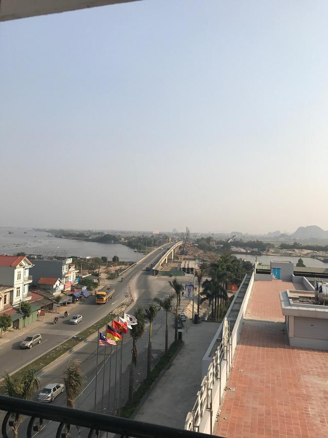 Aha Golden Dragon Hotel Ниньбинь Экстерьер фото